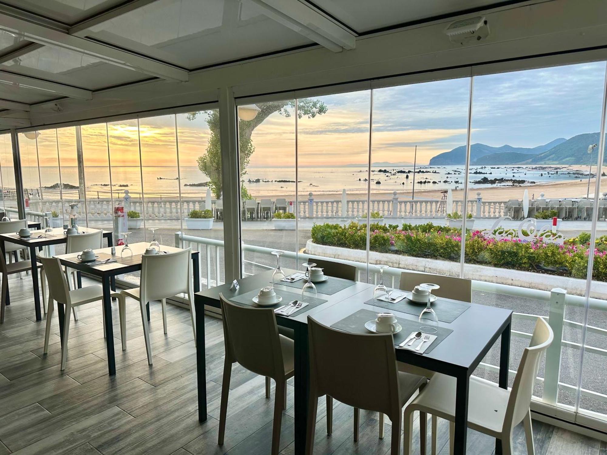 Hotel Las Olas Noja Kültér fotó