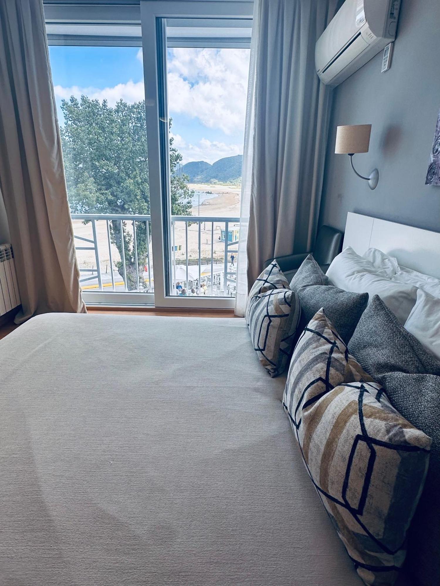 Hotel Las Olas Noja Kültér fotó